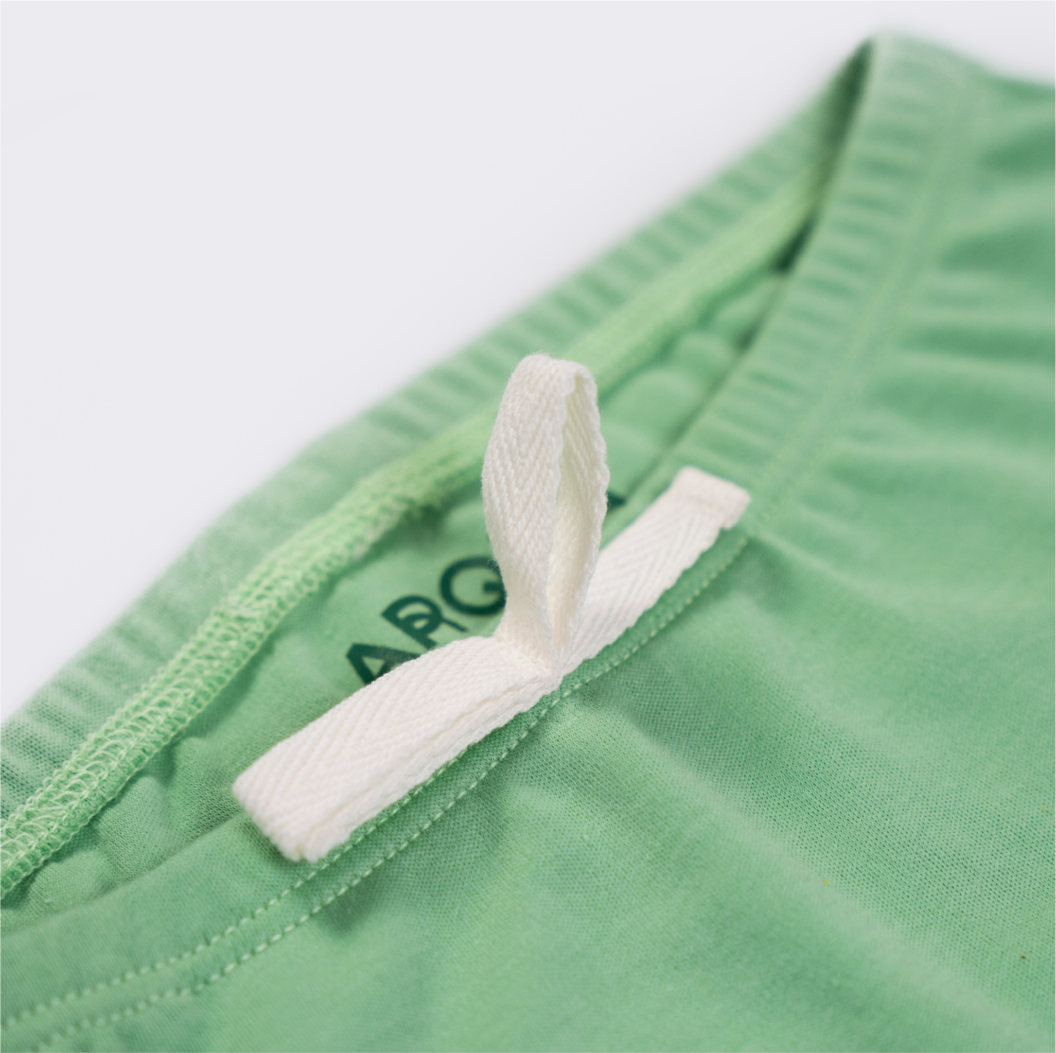Close Up Details Arquia Cotton Shorts in Grass Green