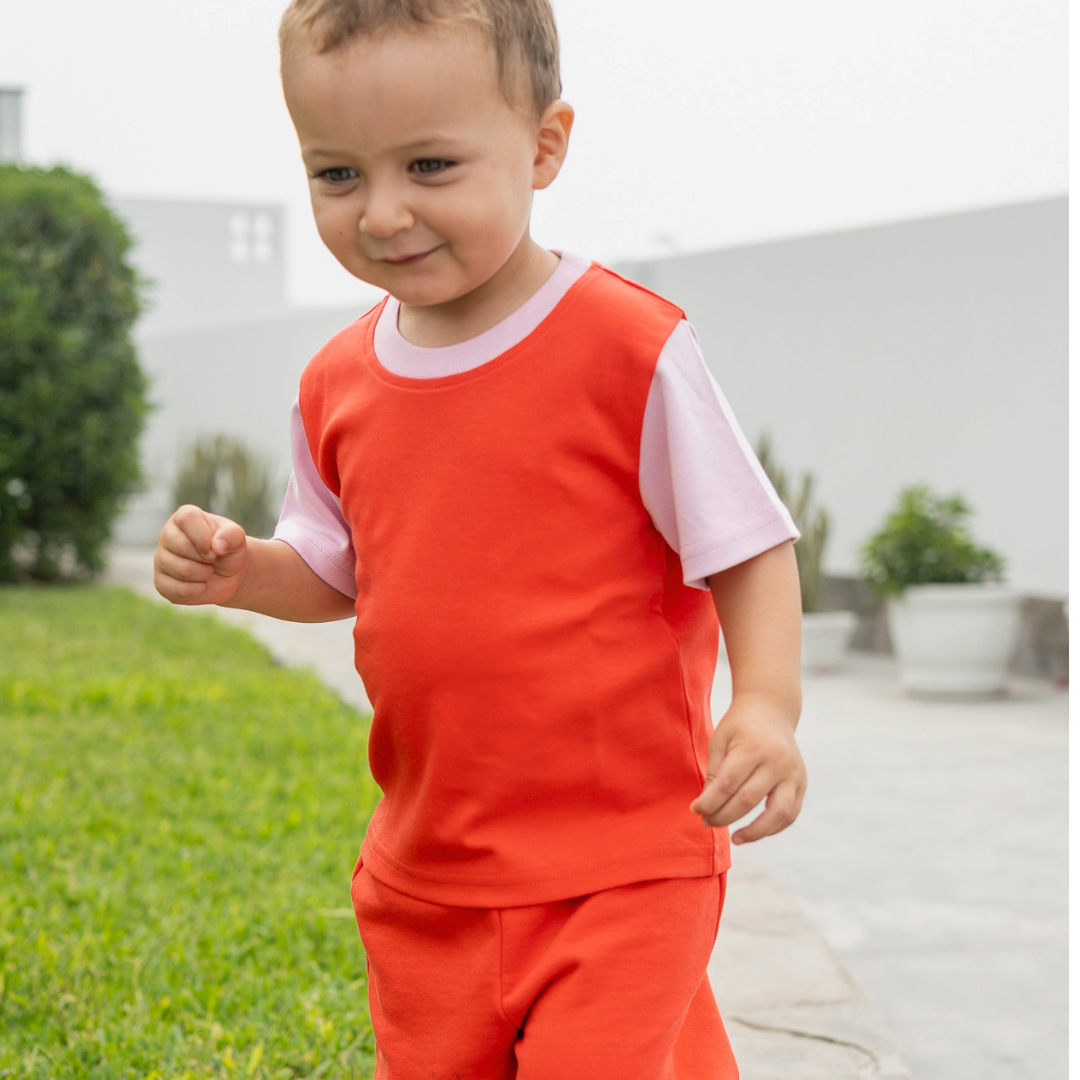Kids contrast tshirt red with pink made of 100% pima cotton